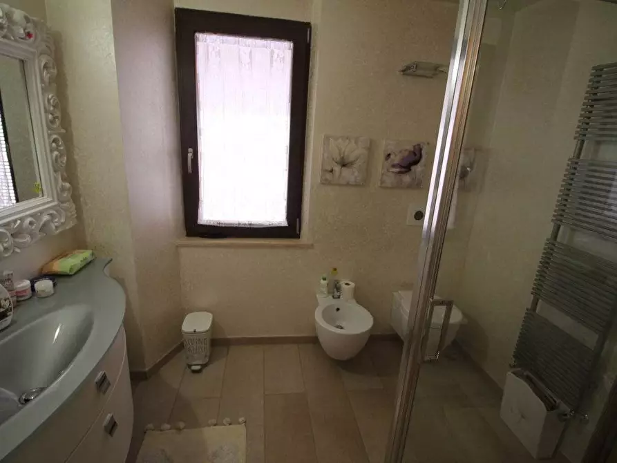 Immagine 10 di Casa indipendente in vendita  in CORSO GIUSEPPE MAZZINI a Ascoli Piceno