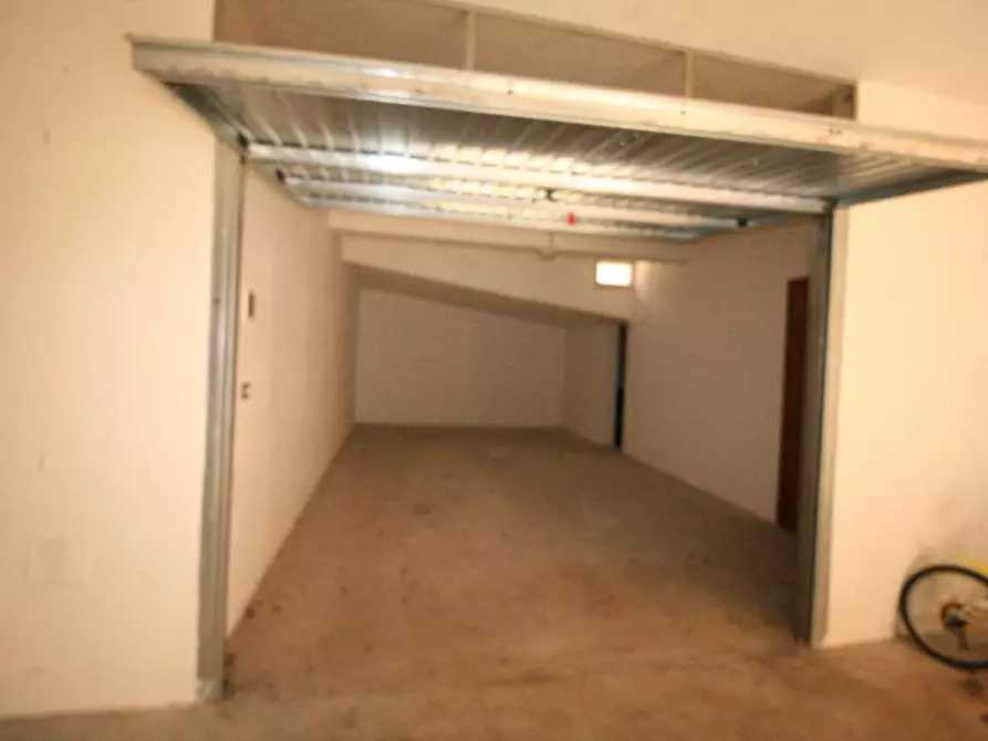 Immagine 4 di Box auto in vendita  in strada provinciale 58 a Massignano