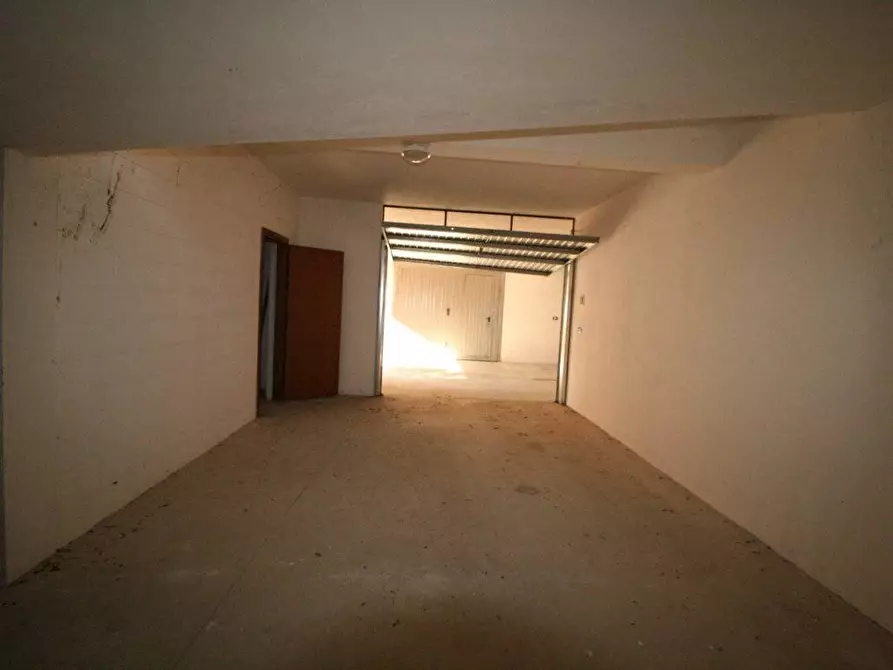 Immagine 8 di Box auto in vendita  in strada provinciale 58 a Massignano