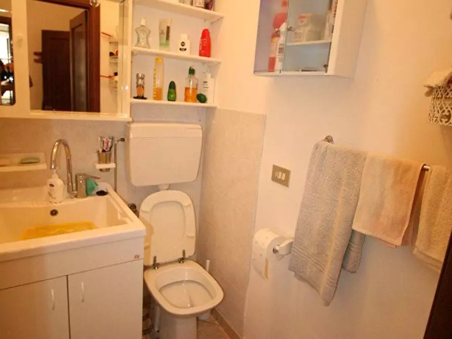 Immagine 13 di Appartamento in vendita  in tomei a Montefiore Dell'aso