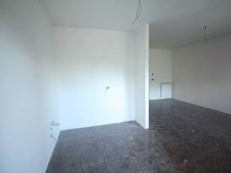 Immagine 2 di Appartamento in vendita  in via Arezzo a Folignano