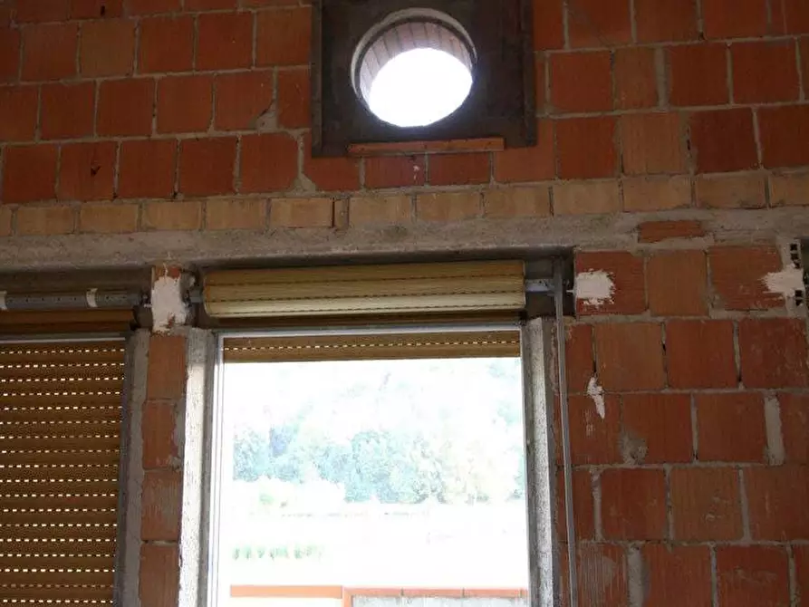 Immagine 4 di Camera in vendita  in Contrada Vallecupa a Colonnella