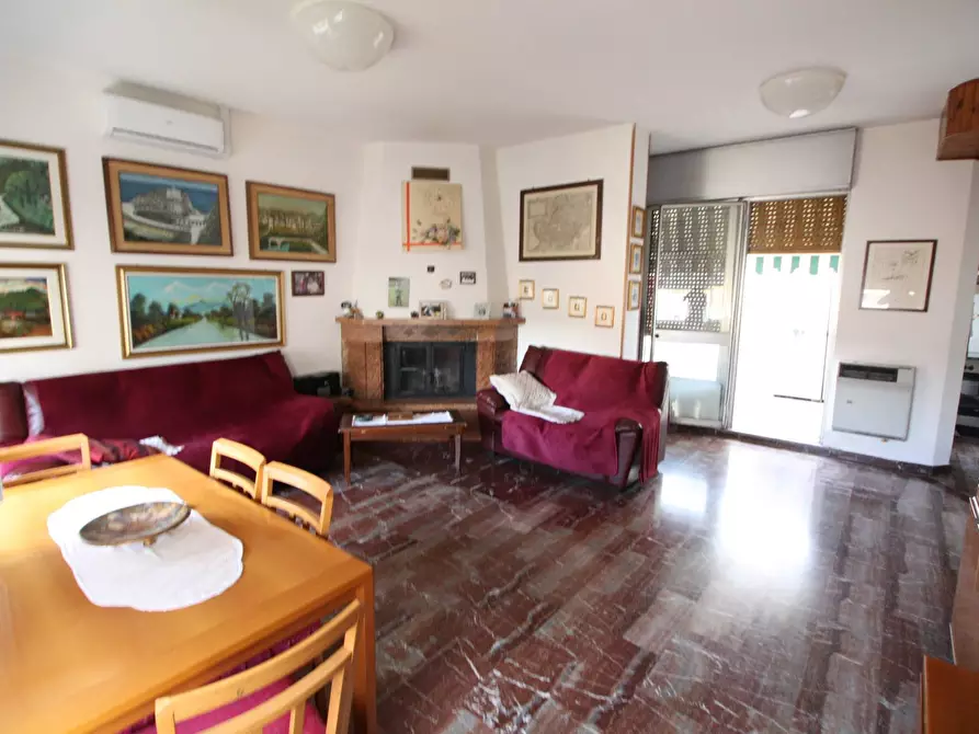 Immagine 2 di Appartamento in vendita  in VIA ERASMO MARI a Ascoli Piceno