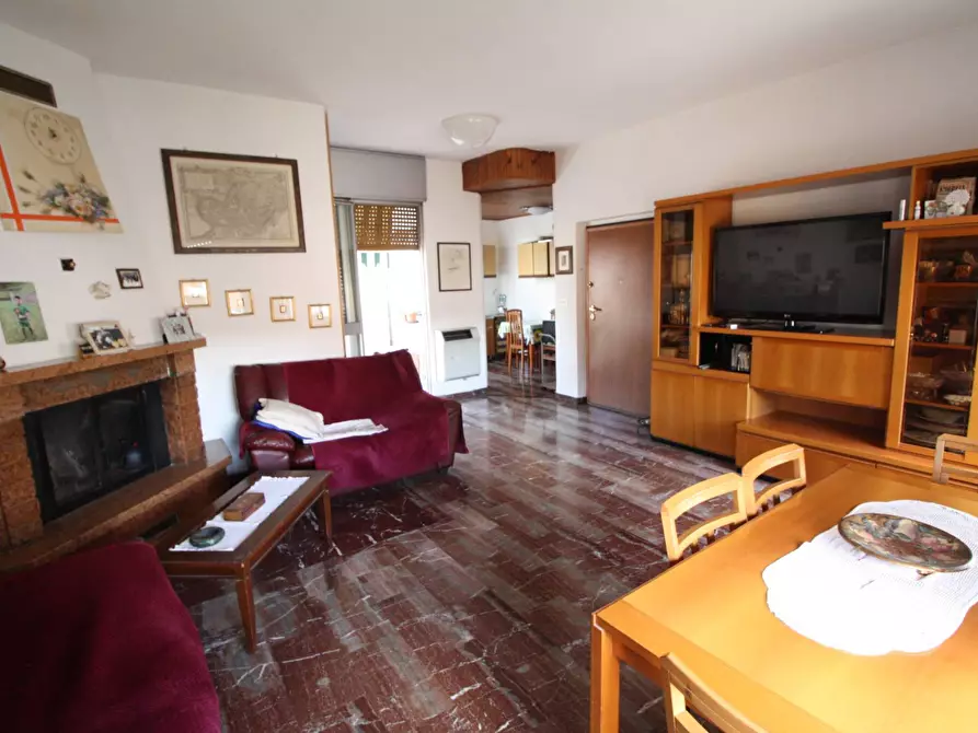 Immagine 3 di Appartamento in vendita  in VIA ERASMO MARI a Ascoli Piceno