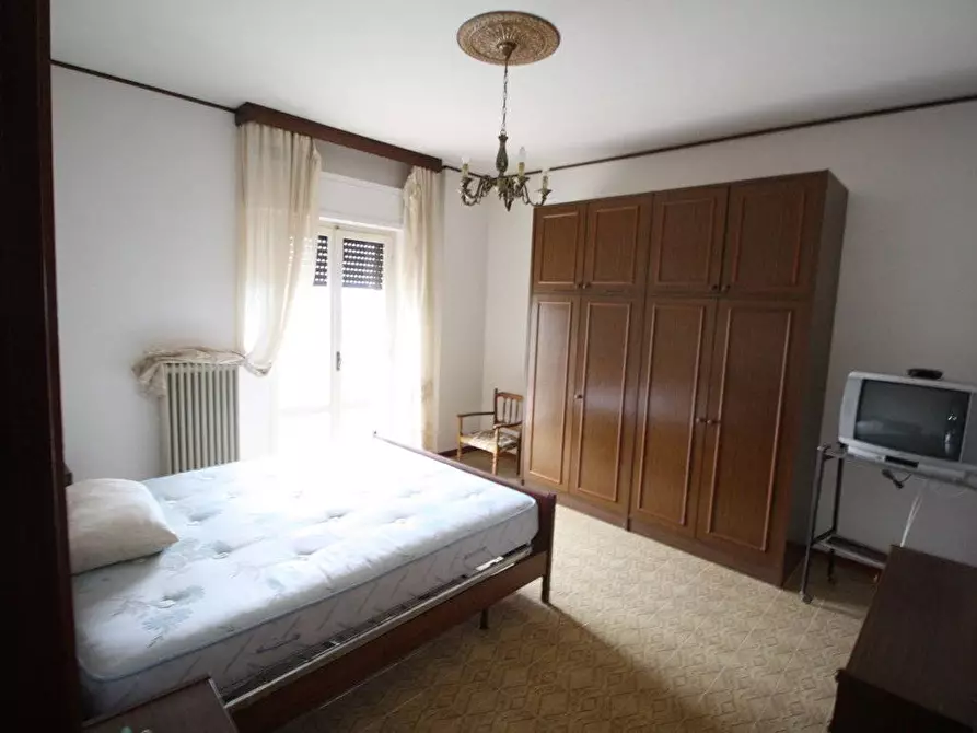 Immagine 8 di Appartamento in vendita  in VIA DEL SOLE a Castorano