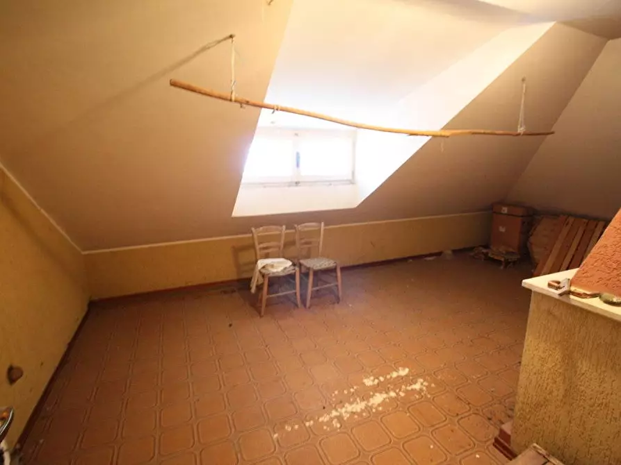 Immagine 11 di Appartamento in vendita  in VIA DEL SOLE a Castorano