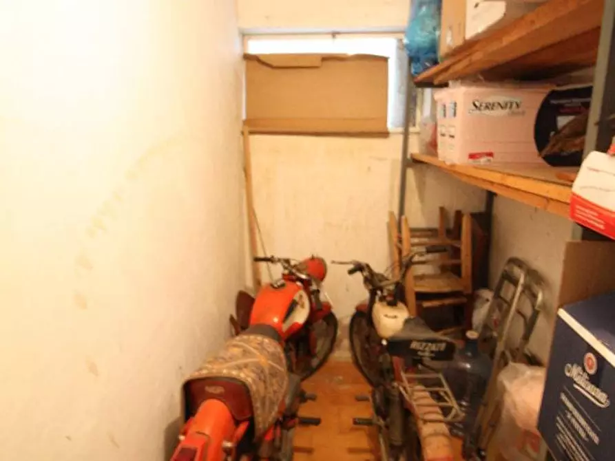 Immagine 13 di Appartamento in vendita  in VIA DEL SOLE a Castorano