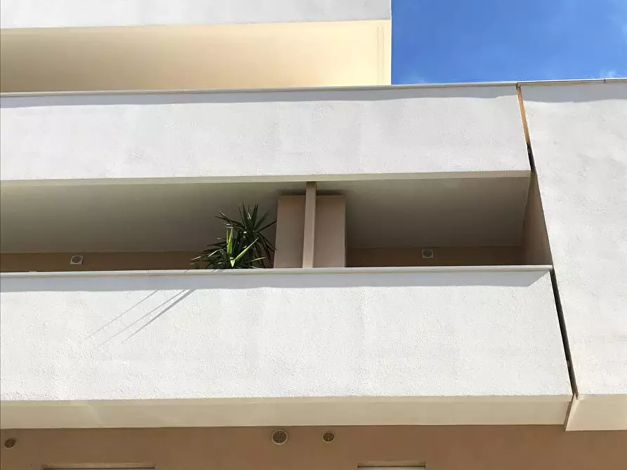 Immagine 2 di Appartamento in vendita  in via alighieri a Grottammare