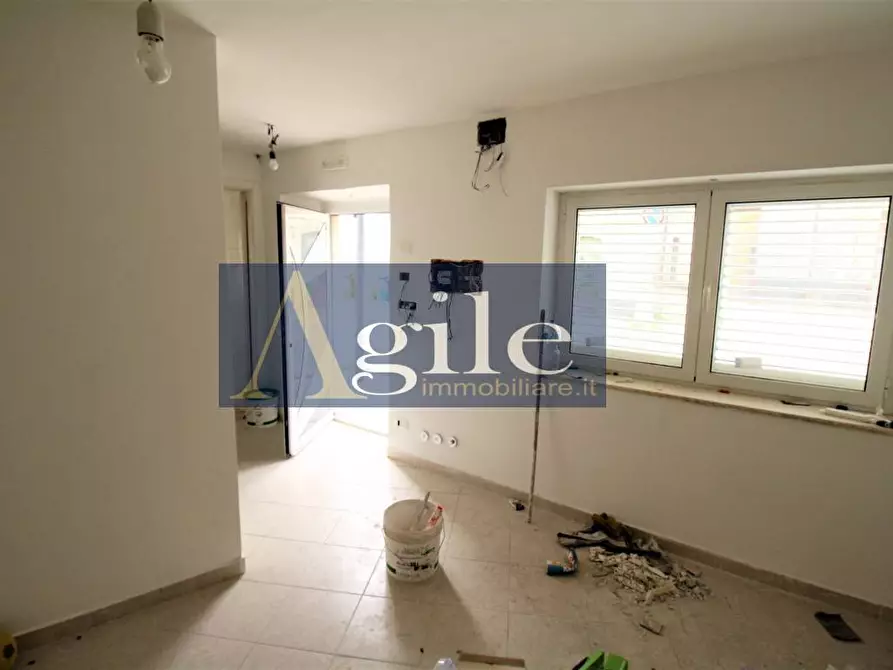 Immagine 2 di Casa indipendente in vendita  in VIA ROMA a Folignano