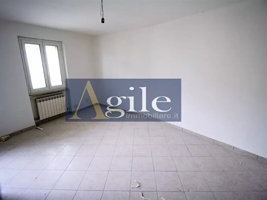 Immagine 6 di Casa indipendente in vendita  in VIA ROMA a Folignano