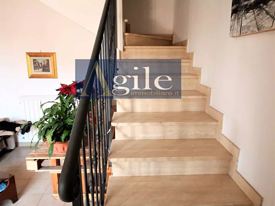 Immagine 10 di Appartamento in vendita  in VIALE MARCHE a Sant'egidio Alla Vibrata