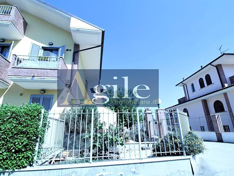 Immagine 19 di Appartamento in vendita  in VIALE MARCHE a Sant'egidio Alla Vibrata