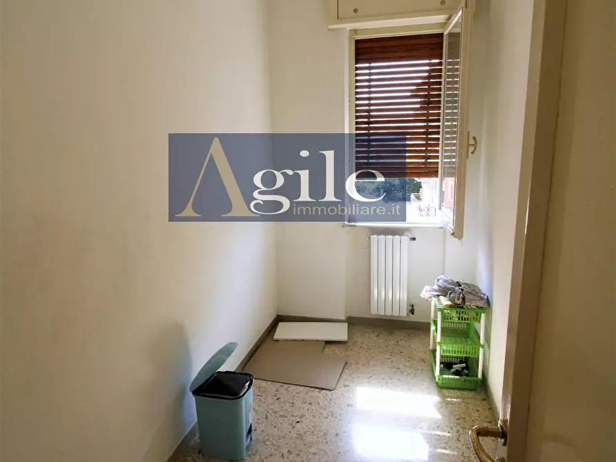 Immagine 9 di Appartamento in vendita  in via Bari a Ascoli Piceno