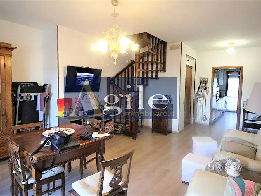 Immagine 3 di Appartamento in vendita  in via verga a Monsampolo Del Tronto