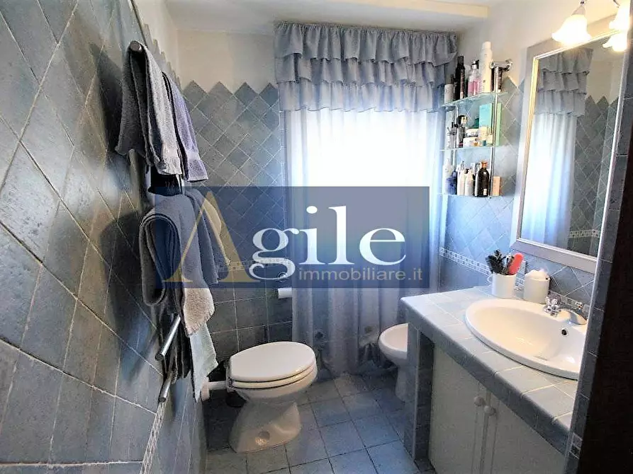 Immagine 9 di Appartamento in vendita  in via verga a Monsampolo Del Tronto