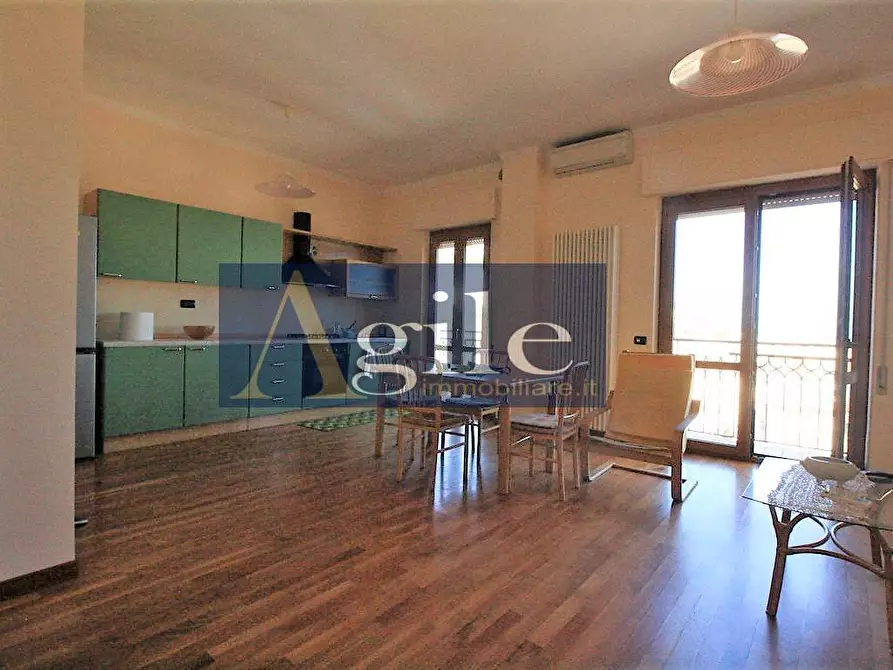 Immagine 6 di Appartamento in vendita  in VIA LAUREATI a Grottammare