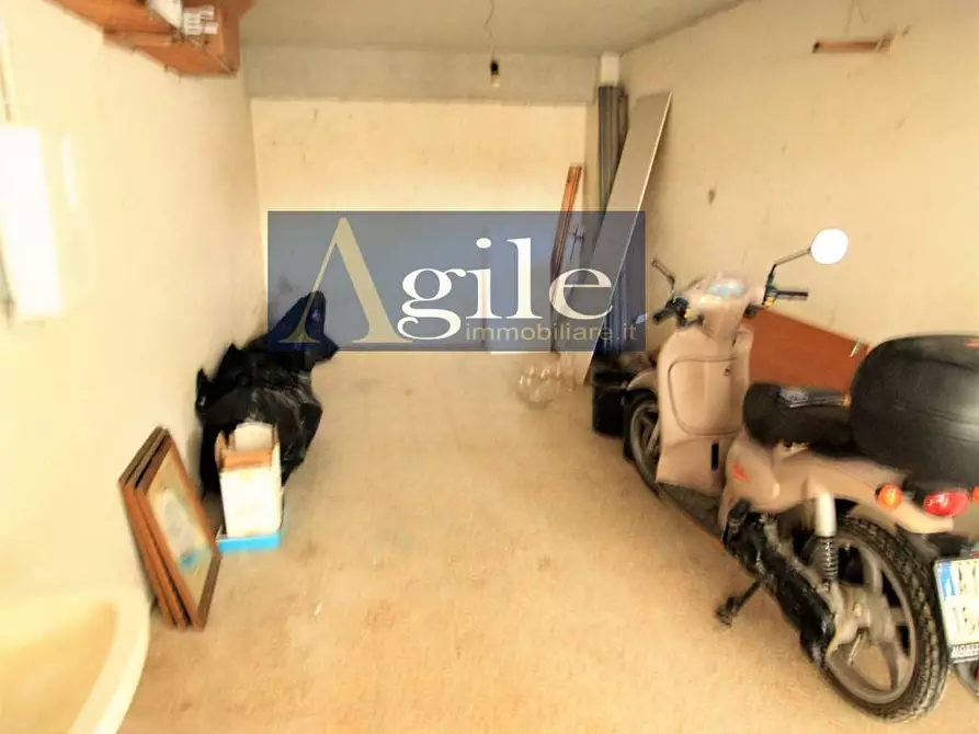 Immagine 15 di Appartamento in vendita  in via Marconi a Castorano