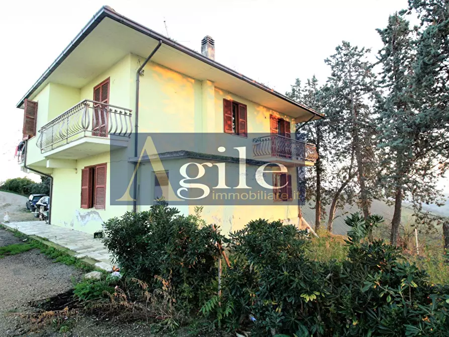 Immagine 1 di Casa indipendente in vendita  in contrada San Lazzaro a Offida