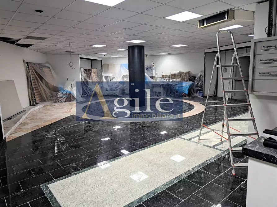 Immagine 4 di Box auto in vendita  in Via Salaria a Spinetoli