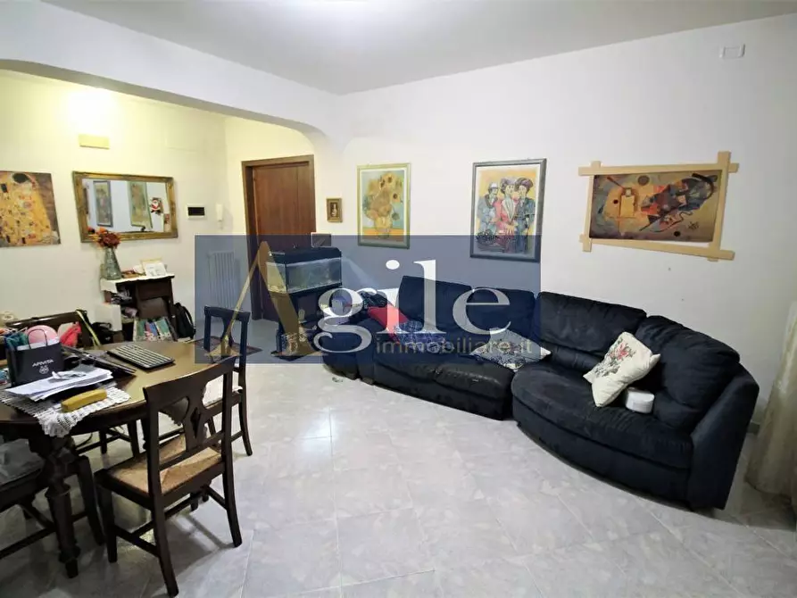 Immagine 1 di Appartamento in vendita  in VIA PIAZZA TICINO a Maltignano
