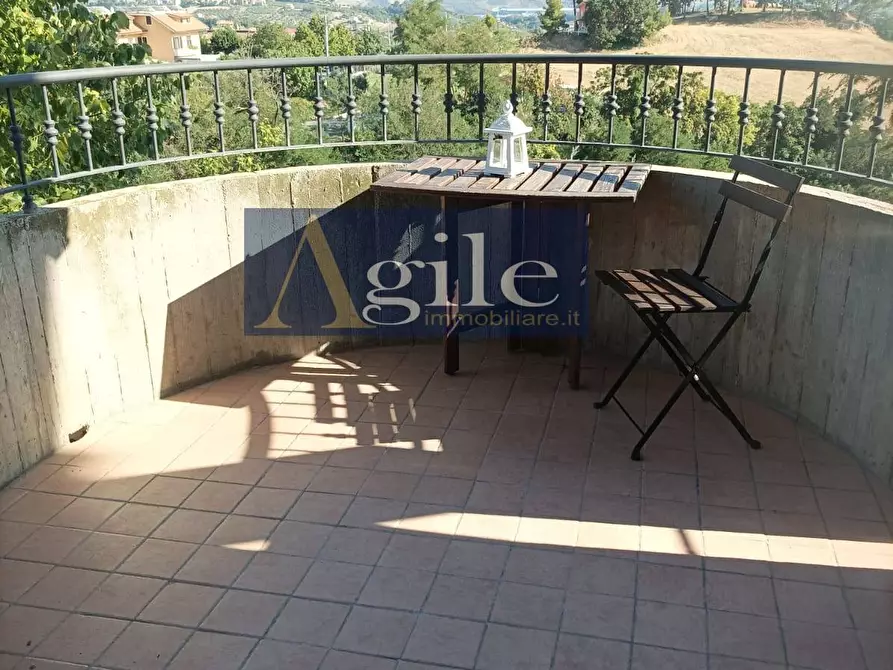 Immagine 3 di Appartamento in vendita  in via Marconi a Castorano