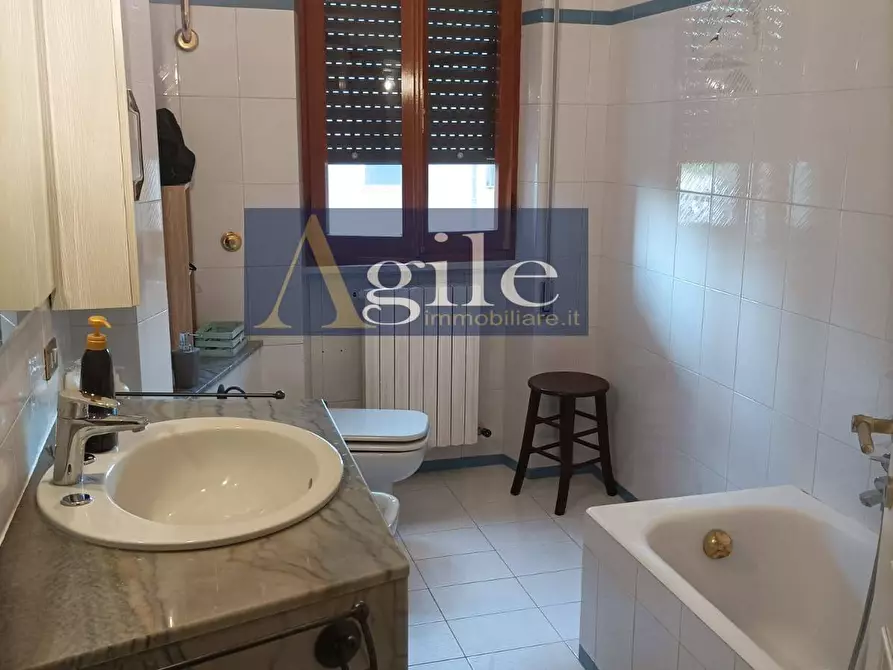 Immagine 4 di Appartamento in vendita  in via Marconi a Castorano