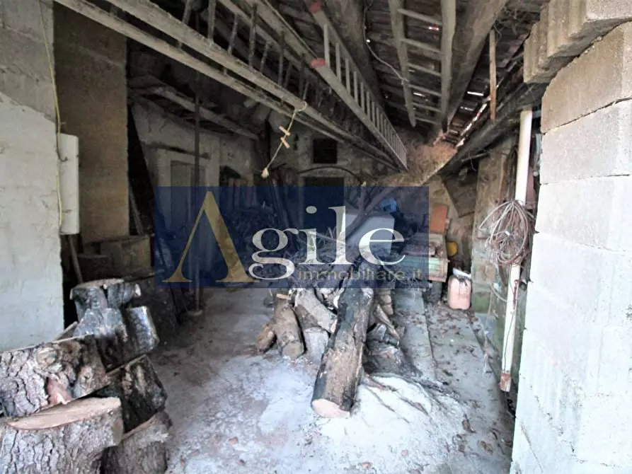 Immagine 10 di Casa indipendente in vendita  in Frazione Vallorano a Venarotta