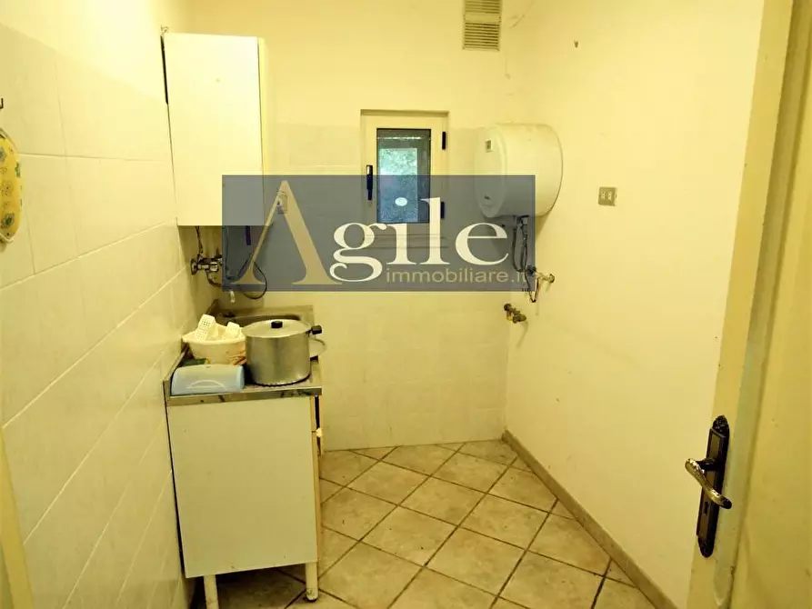 Immagine 13 di Casa indipendente in vendita  in STRADA PROVINCIALE 106 a Castorano