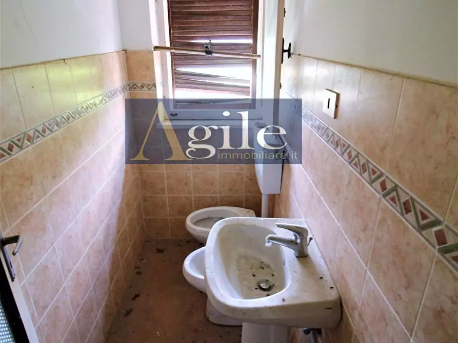 Immagine 16 di Casa indipendente in vendita  in STRADA PROVINCIALE 106 a Castorano