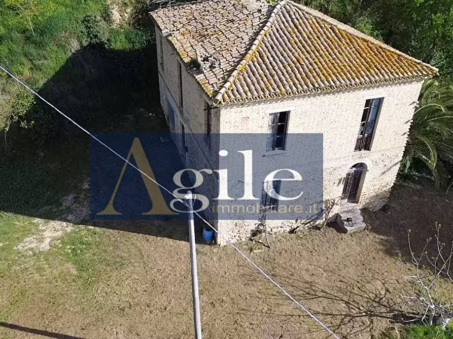 Immagine 3 di Rustico / casale in vendita  in via don pino puglisi a Colonnella