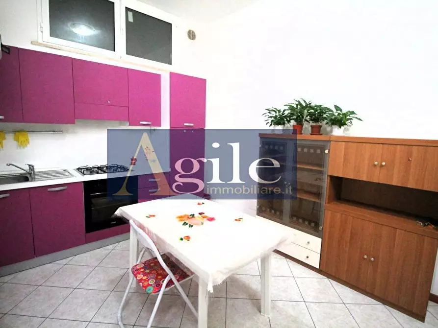 Immagine 2 di Appartamento in vendita  in via carducci a San Benedetto Del Tronto