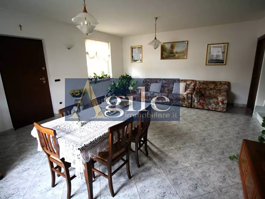 Immagine 3 di Villetta a schiera in vendita  in VIA VERONA a Folignano