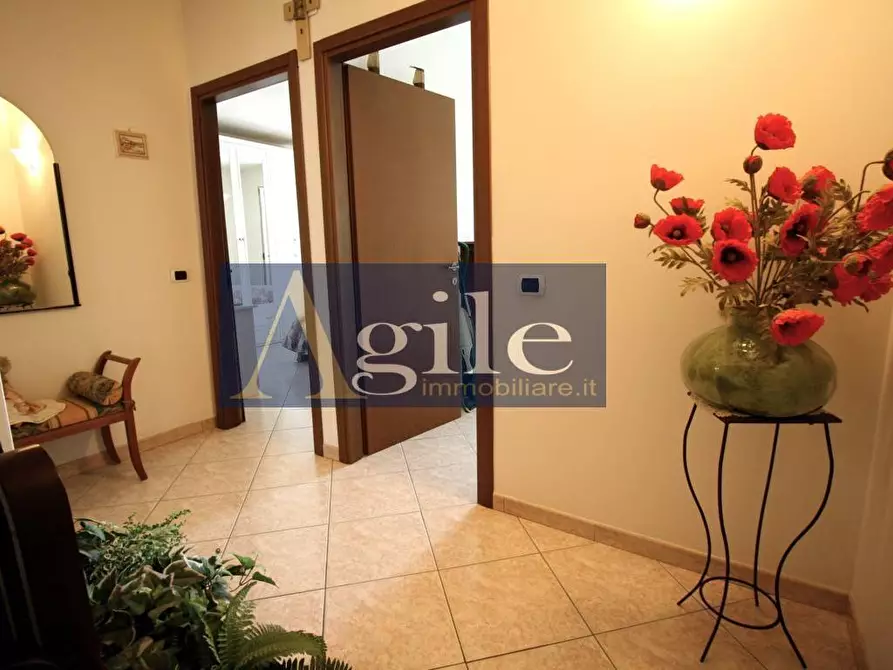 Immagine 8 di Villetta a schiera in vendita  in VIA VERONA a Folignano