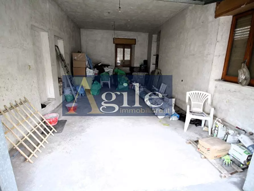 Immagine 9 di Casa indipendente in vendita  in VIA GIACOMO BRODOLINI a Colli Del Tronto