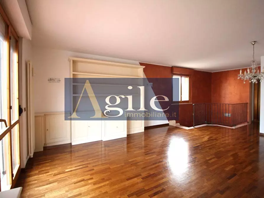 Immagine 1 di Appartamento in vendita  in via colombo a San Benedetto Del Tronto