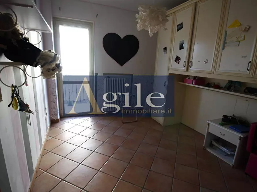 Immagine 8 di Appartamento in vendita  in via Salaria a Colli Del Tronto