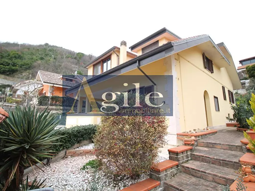 Immagine 1 di Casa indipendente in vendita  in via giacinto cornacchioli a Ascoli Piceno