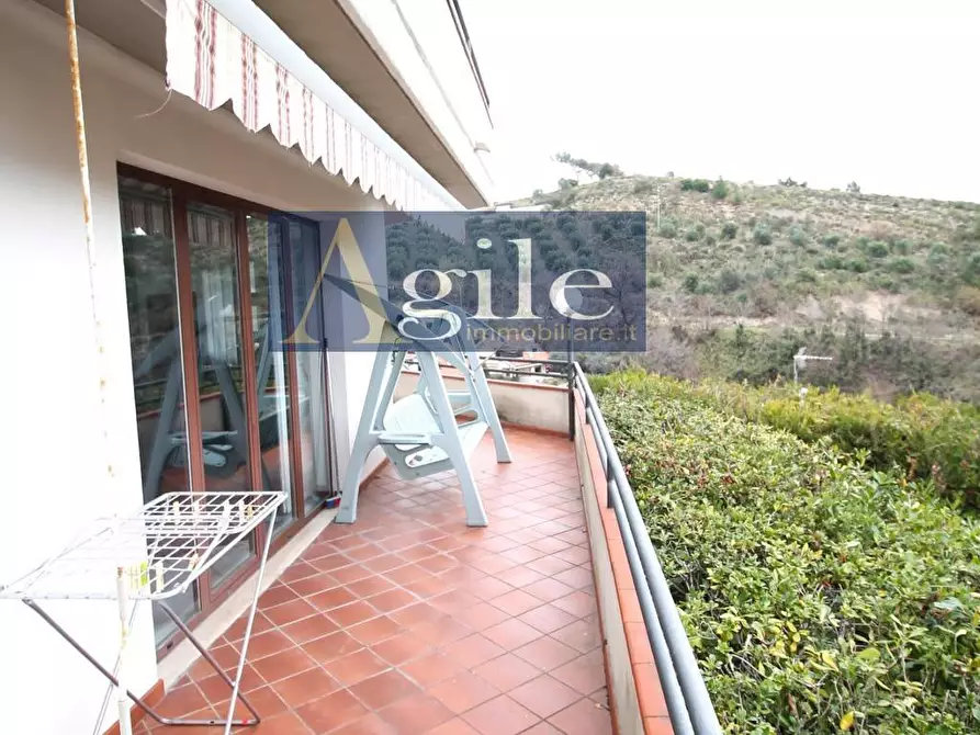 Immagine 4 di Casa indipendente in vendita  in via umberto giordano a Ascoli Piceno