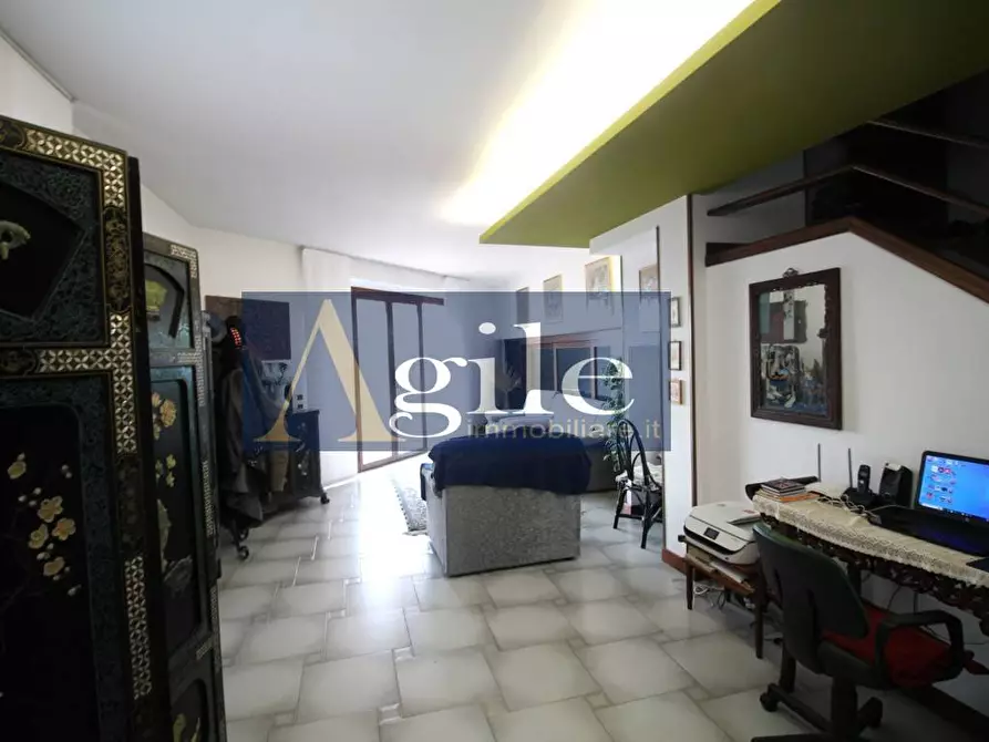 Immagine 7 di Casa indipendente in vendita  in via umberto giordano a Ascoli Piceno