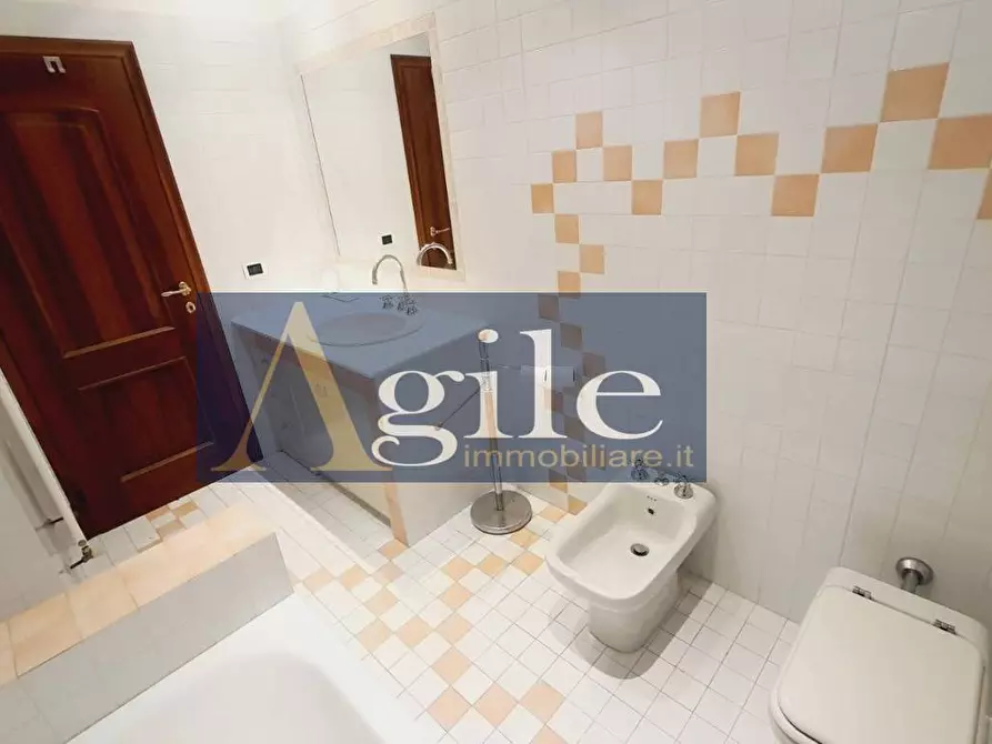 Immagine 29 di Villa in vendita  in via truentina a Colonnella