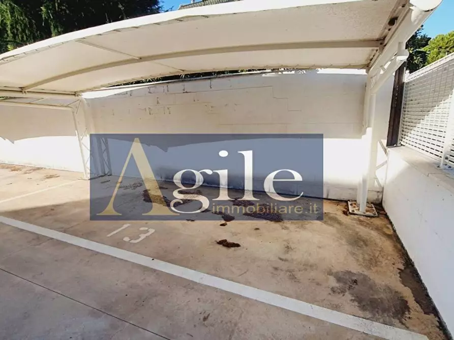 Immagine 21 di Appartamento in vendita  in via trento a San Benedetto Del Tronto