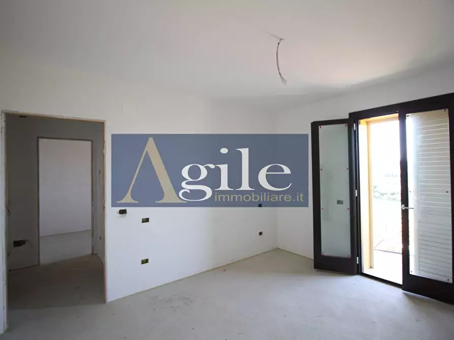 Immagine 2 di Appartamento in vendita  in contrada giardino a Colonnella