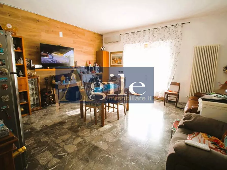Immagine 12 di Appartamento in vendita  in VIA EDMONDO DE AMICIS a San Benedetto Del Tronto