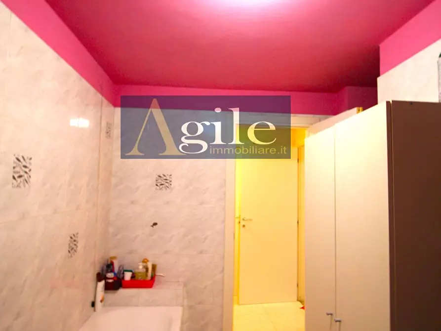 Immagine 20 di Appartamento in vendita  in centro commerciale orologio a Grottammare