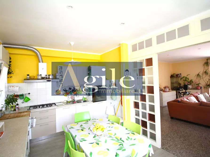 Immagine 5 di Appartamento in vendita  in centro commerciale orologio a Grottammare