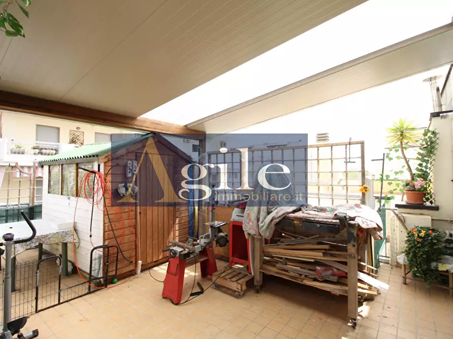 Immagine 11 di Appartamento in vendita  in centro commerciale orologio a Grottammare