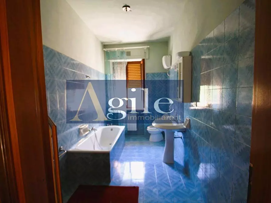 Immagine 11 di Appartamento in vendita  in VIA GIOVANNI VANNICOLA a Offida