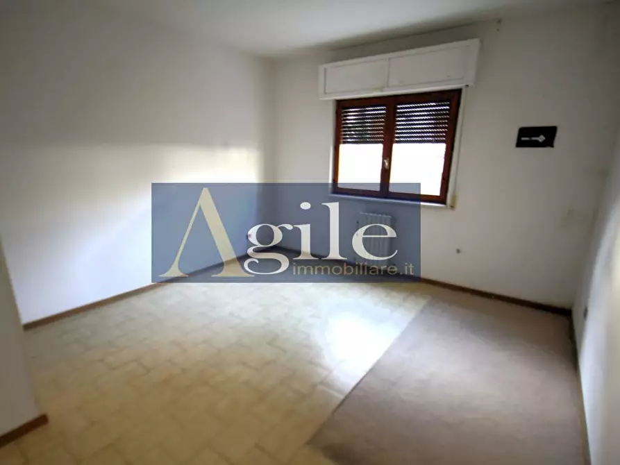 Immagine 8 di Appartamento in vendita  in VIA ROMA a Folignano