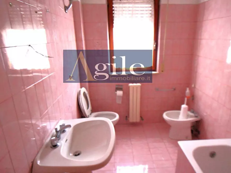 Immagine 10 di Appartamento in vendita  in VIA ROMA a Folignano