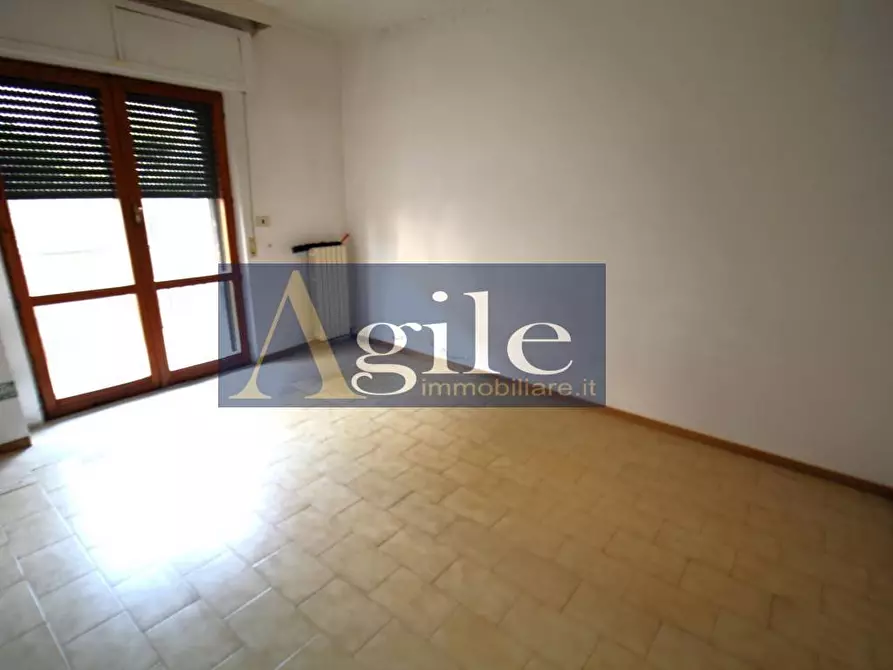 Immagine 9 di Appartamento in vendita  in VIA ROMA a Folignano